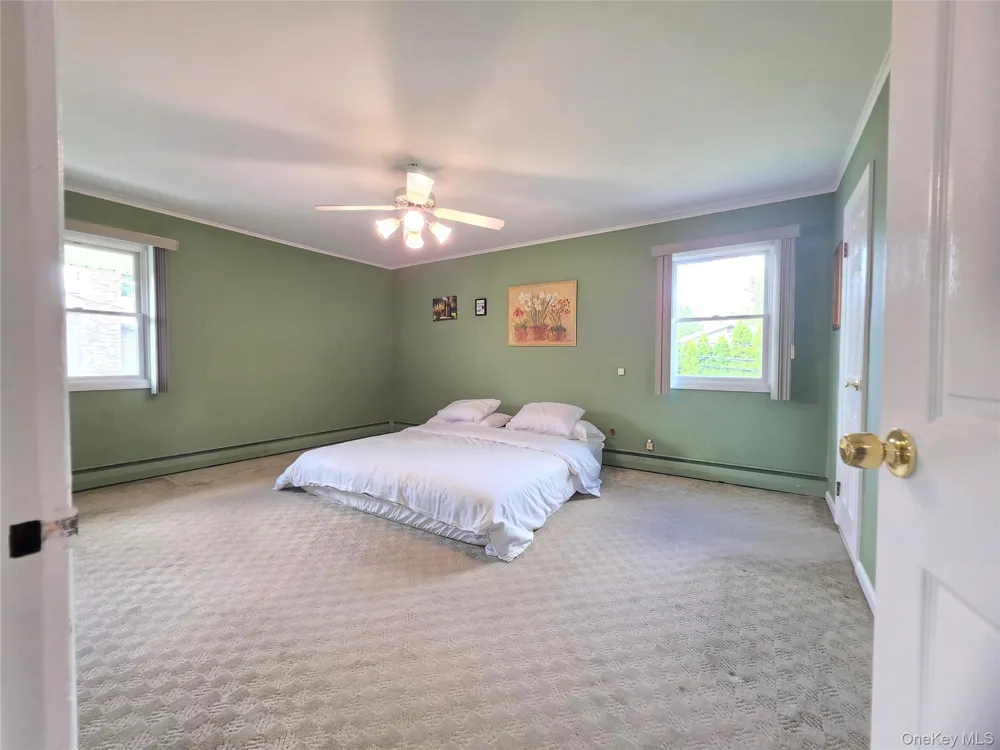 177 Forest Drive Jericho, NY 11753