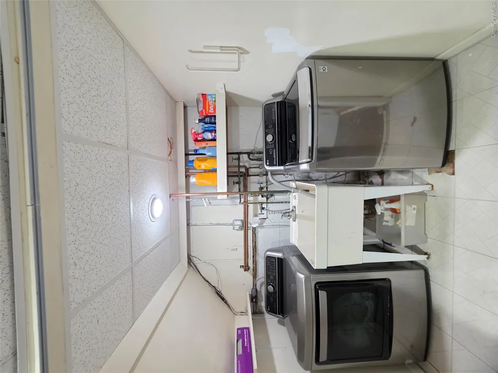 177 Forest Drive Jericho, NY 11753
