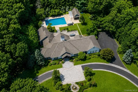 537 Split Rock Road