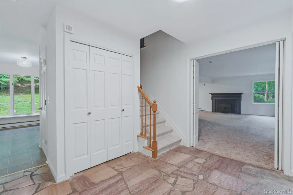 2320 Glasco Turnpike Woodstock, NY 12498
