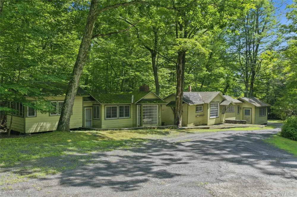 2320 Glasco Turnpike Woodstock, NY 12498