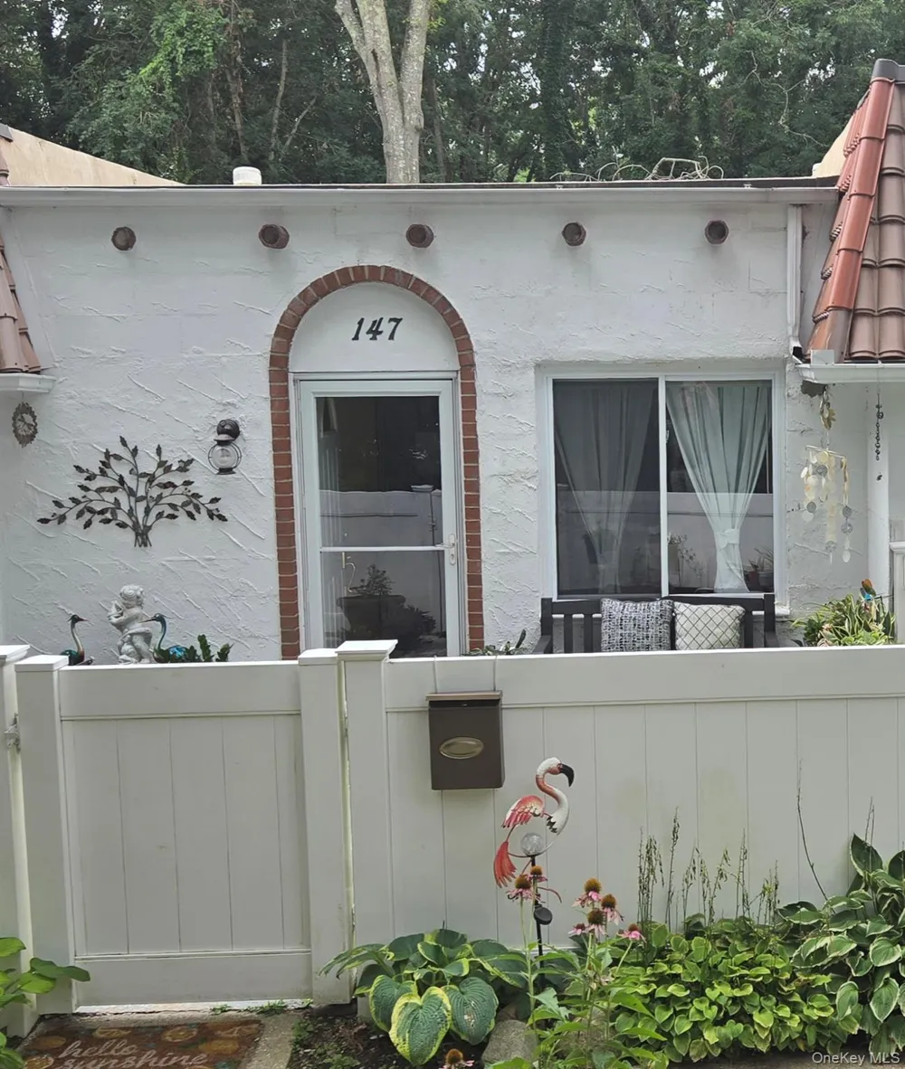 147 Birchwood Road #147 Medford, NY 11763