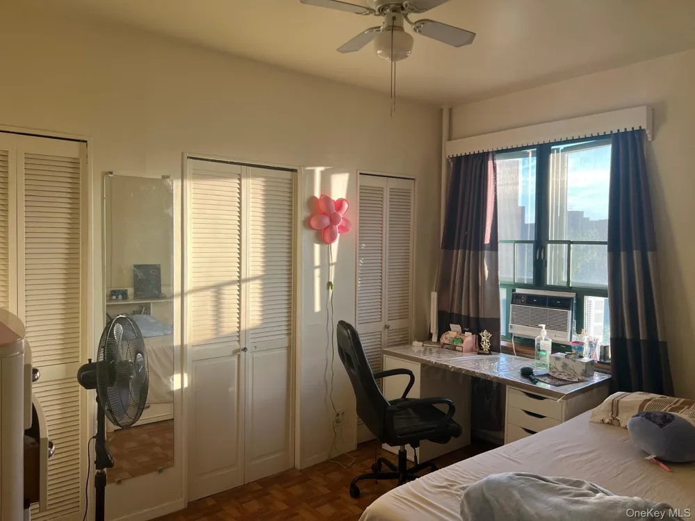 14 Metropolitan Oval #5G Bronx, NY 10462