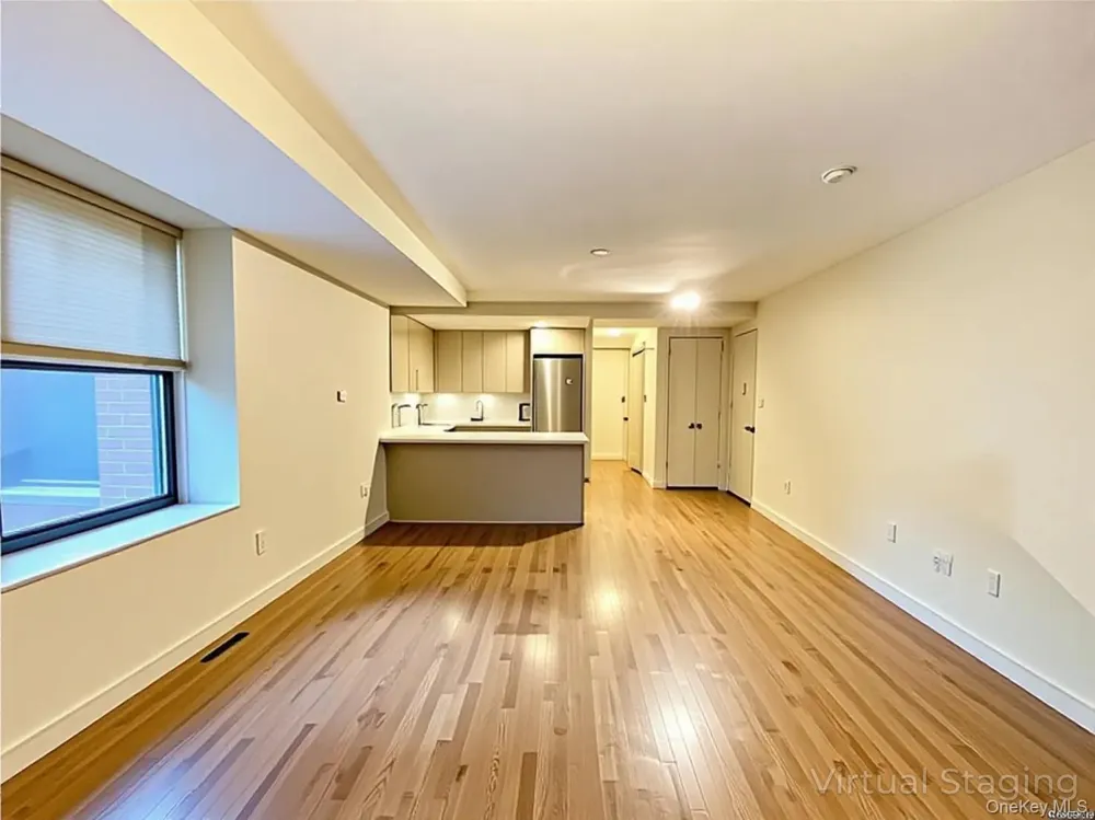 87-10 51 ##1 Elmhurst, NY 11373