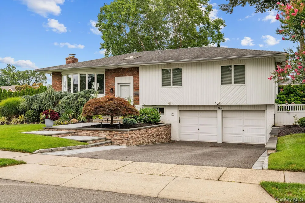 1 Cortland Avenue Jericho, NY 11753