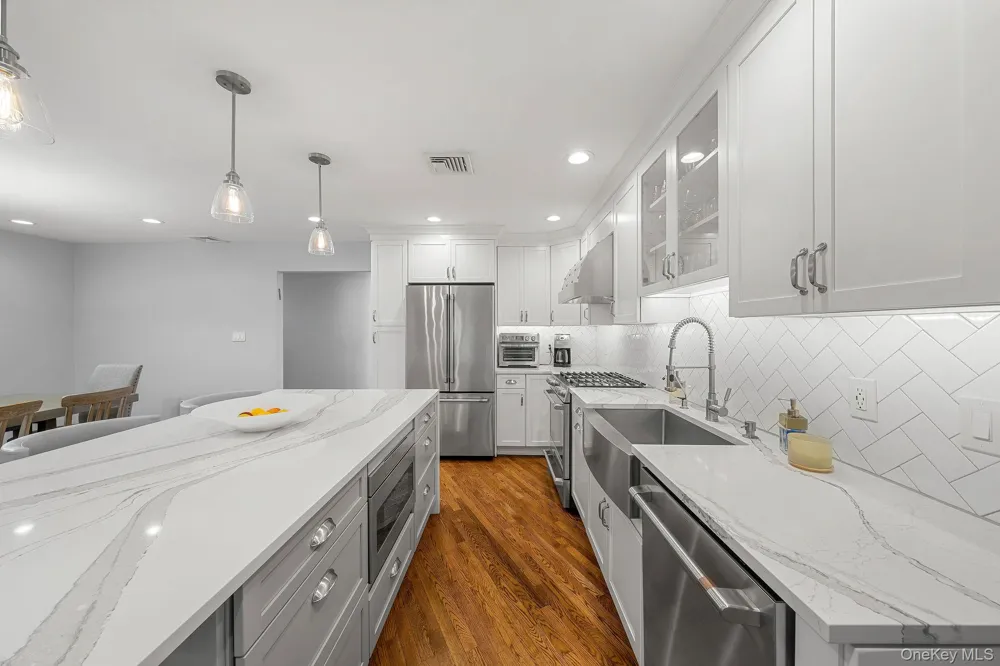 1 Cortland Avenue Jericho, NY 11753