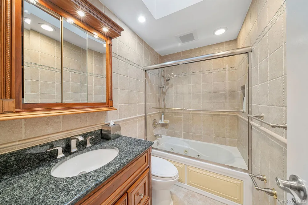 1 Cortland Avenue Jericho, NY 11753