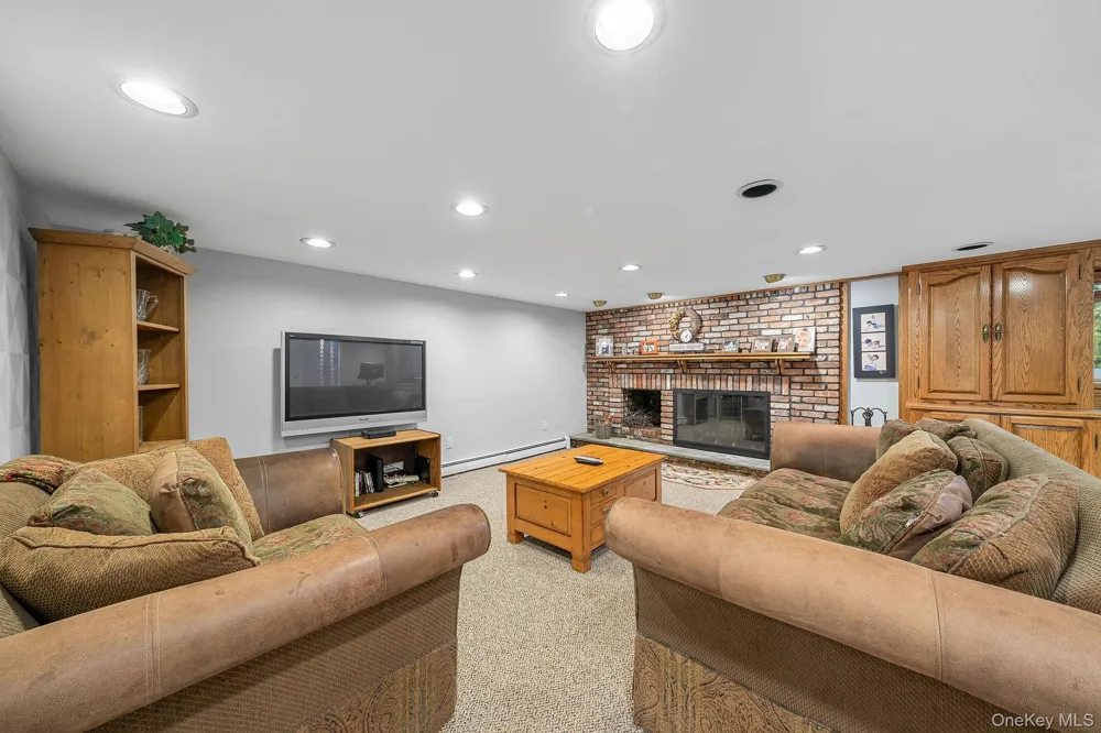 1 Cortland Avenue Jericho, NY 11753