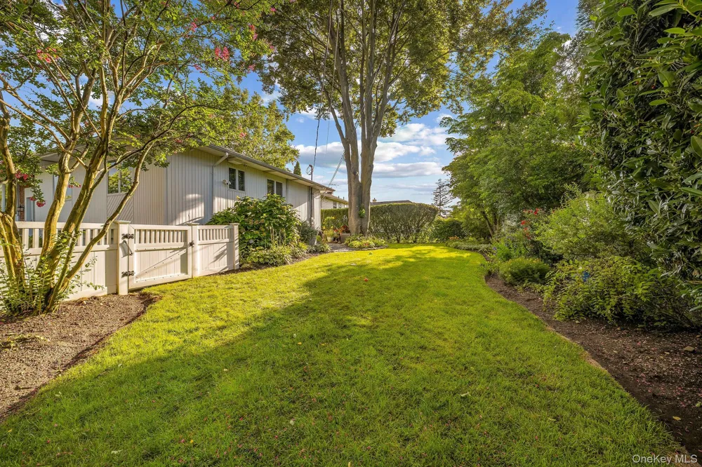 1 Cortland Avenue Jericho, NY 11753