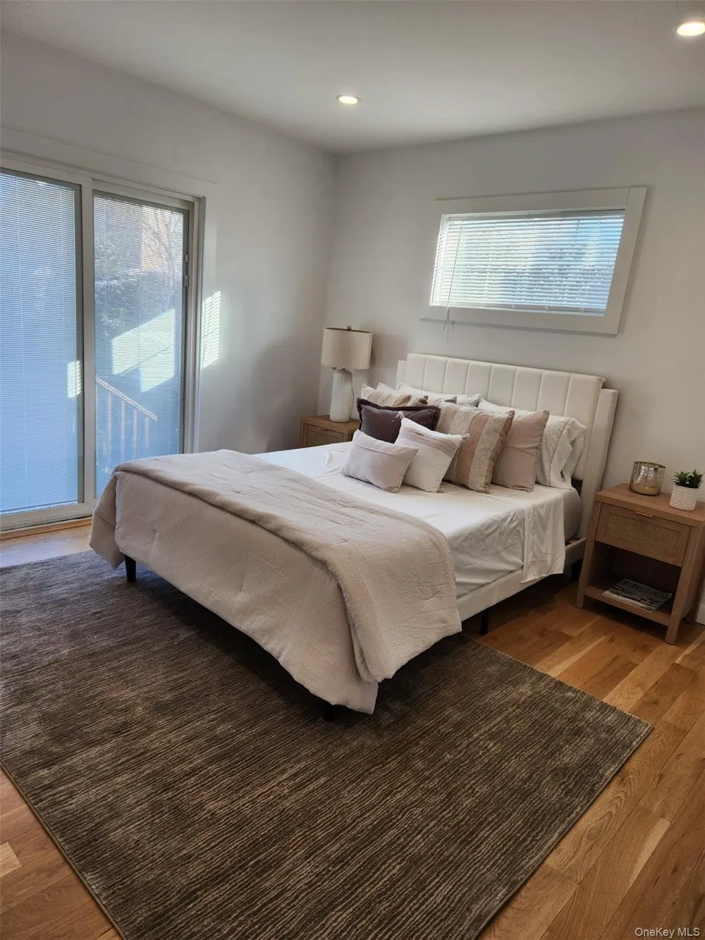 156 Jefferson Avenue #1 Roslyn Heights, NY 11577