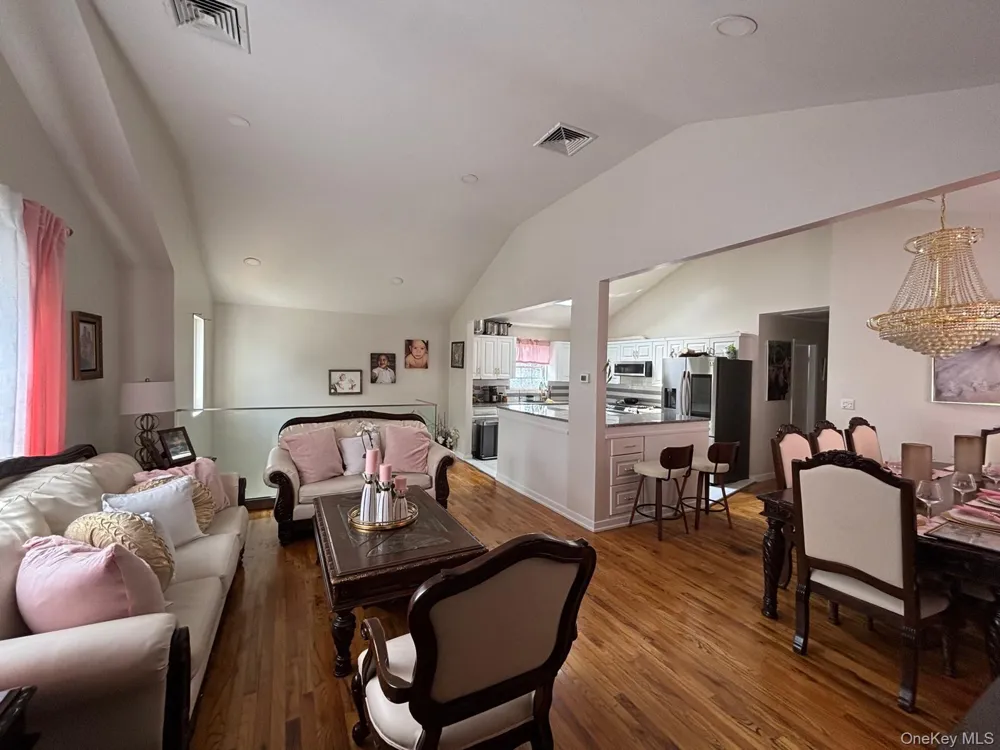 93 Peters Avenue Hempstead, NY 11550