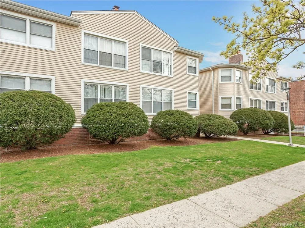 15 Quinby Avenue #1E White Plains, NY 10606
