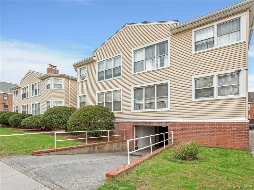 15 Quinby Avenue #1E White Plains, NY 10606