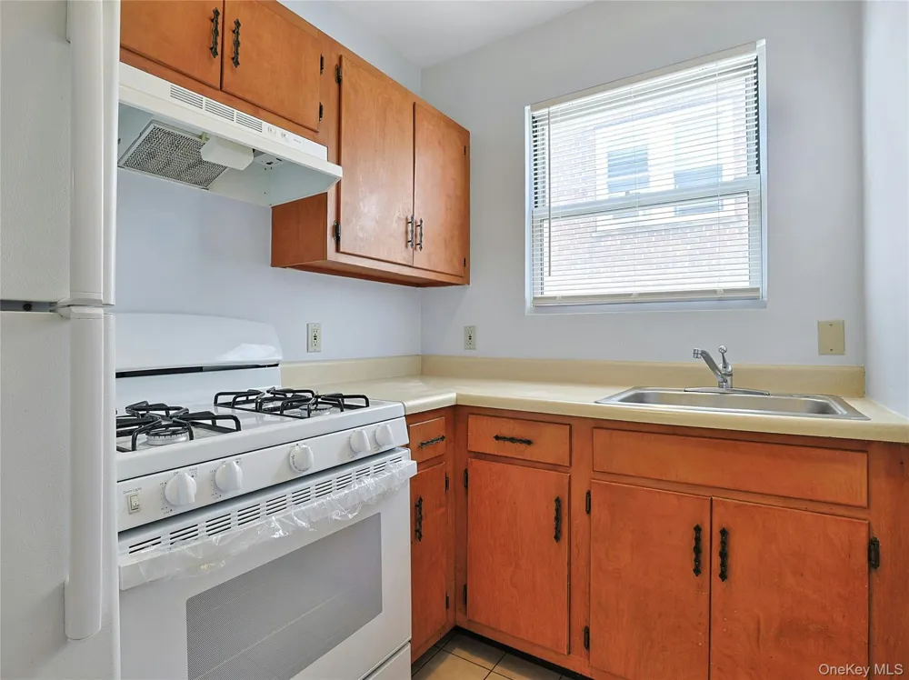15 Quinby Avenue #1E White Plains, NY 10606