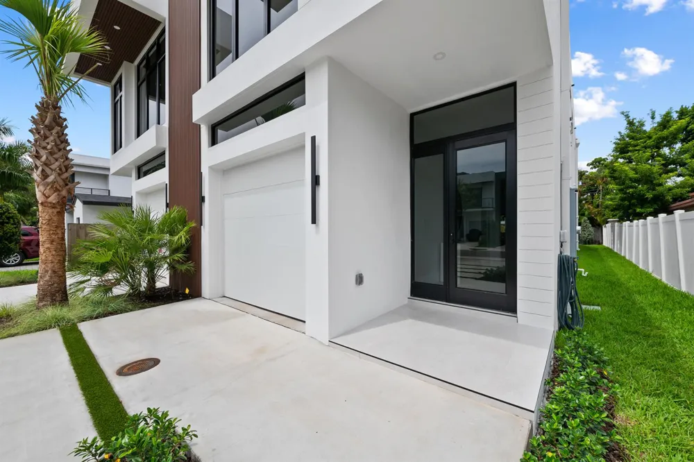 1133 NE 12th Avenue Fort Lauderdale, FL 33304