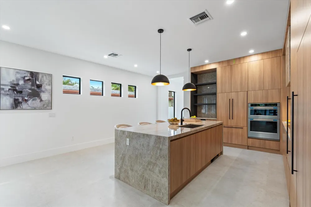 1133 NE 12th Avenue Fort Lauderdale, FL 33304