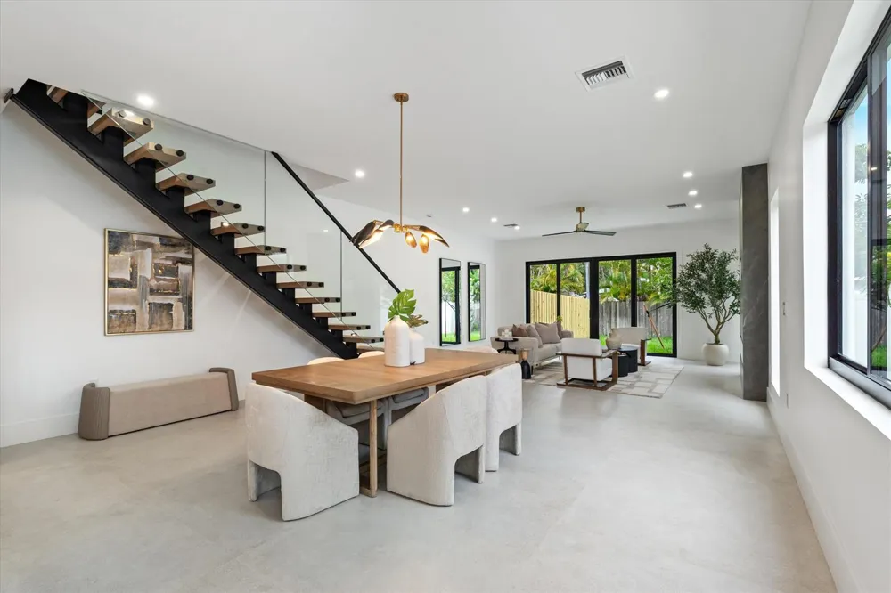 1133 NE 12th Avenue Fort Lauderdale, FL 33304
