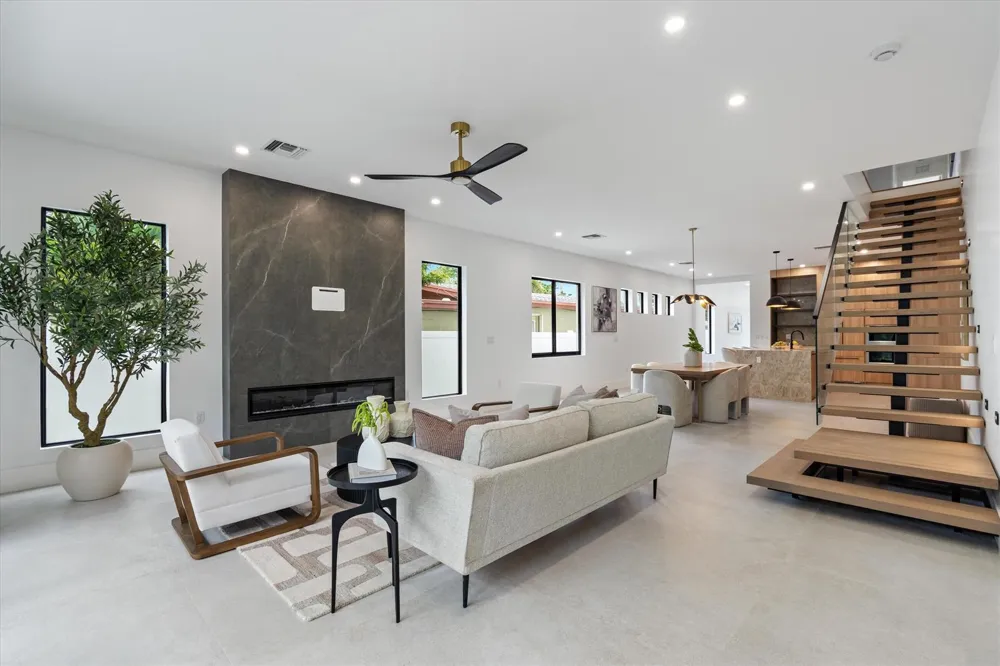 1133 NE 12th Avenue Fort Lauderdale, FL 33304