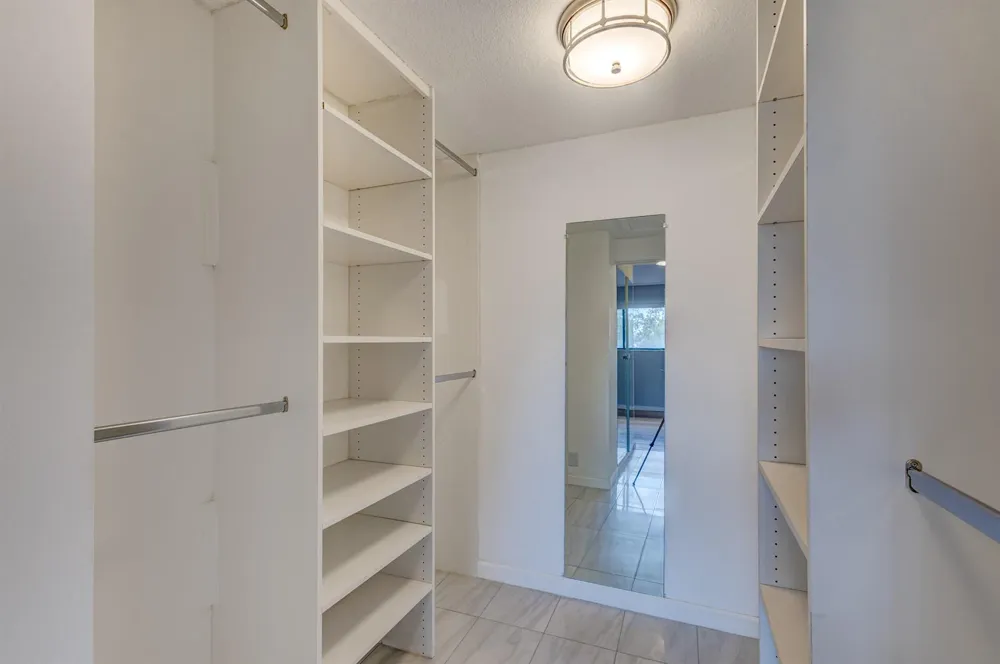 227 OLD MEADOW WAY Palm Beach Gardens, FL 33418