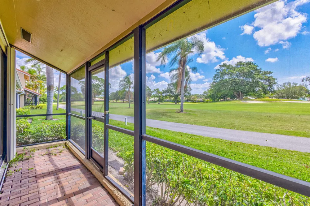 227 OLD MEADOW WAY Palm Beach Gardens, FL 33418