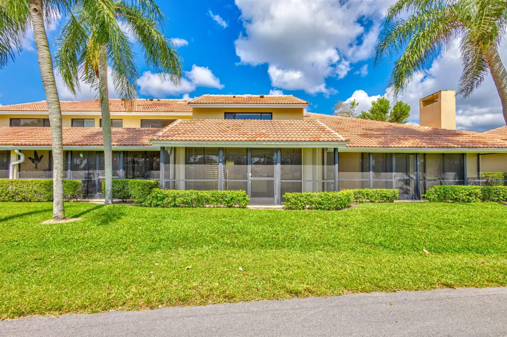 227 OLD MEADOW WAY Palm Beach Gardens, FL 33418