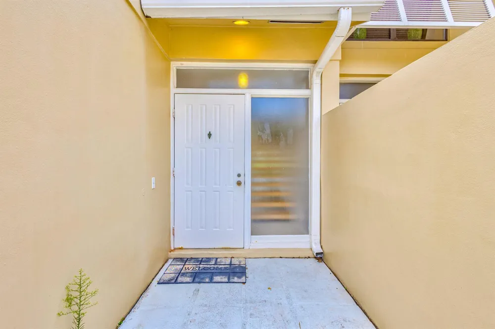 227 OLD MEADOW WAY Palm Beach Gardens, FL 33418