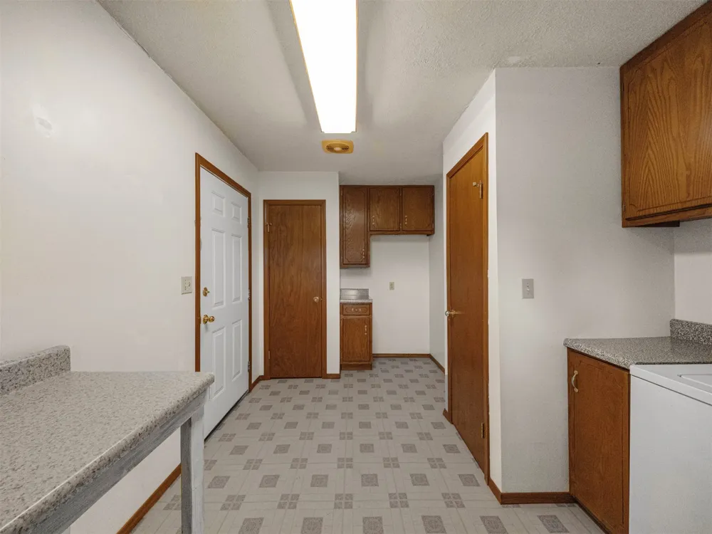 8611 100th Avenue W Skiatook, OK 74070