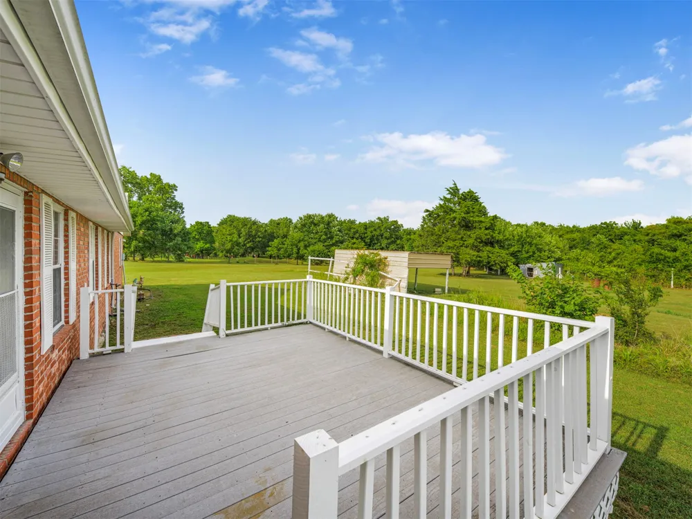 8611 100th Avenue W Skiatook, OK 74070