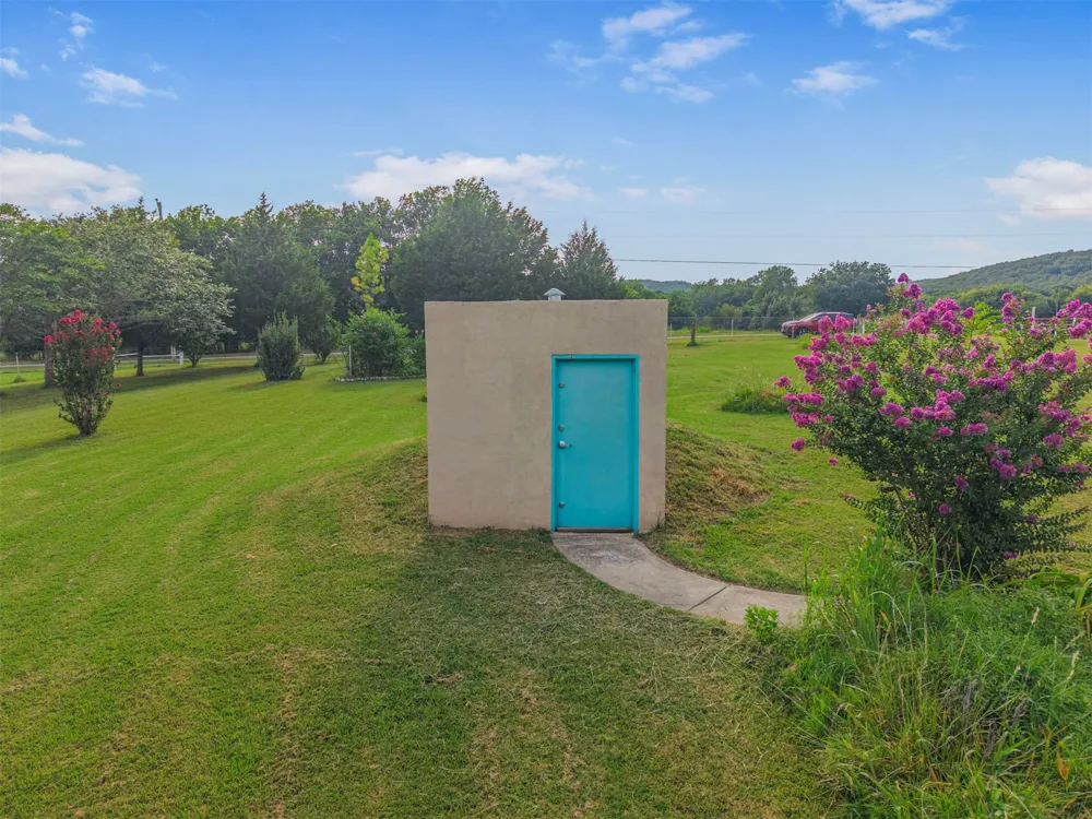 8611 100th Avenue W Skiatook, OK 74070