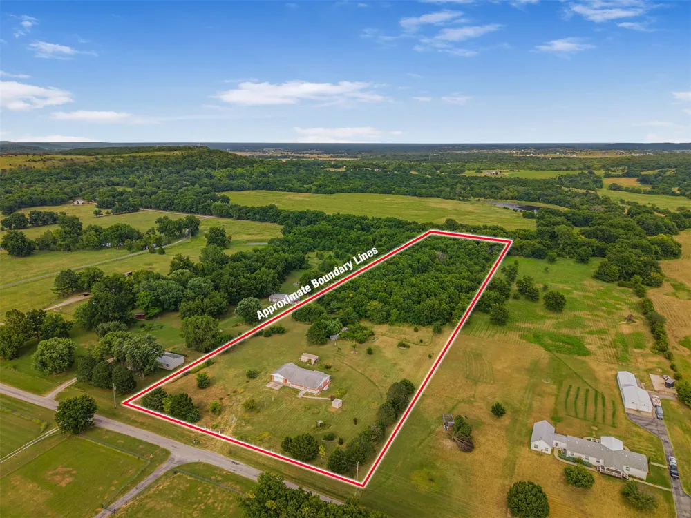8611 100th Avenue W Skiatook, OK 74070