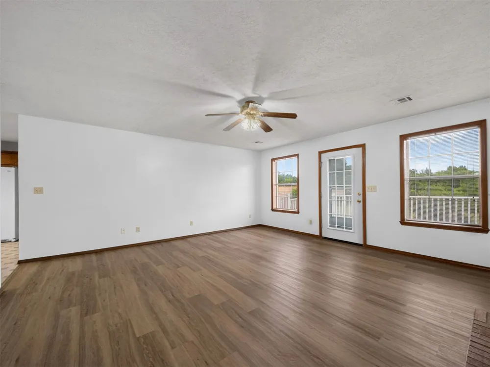 8611 100th Avenue W Skiatook, OK 74070