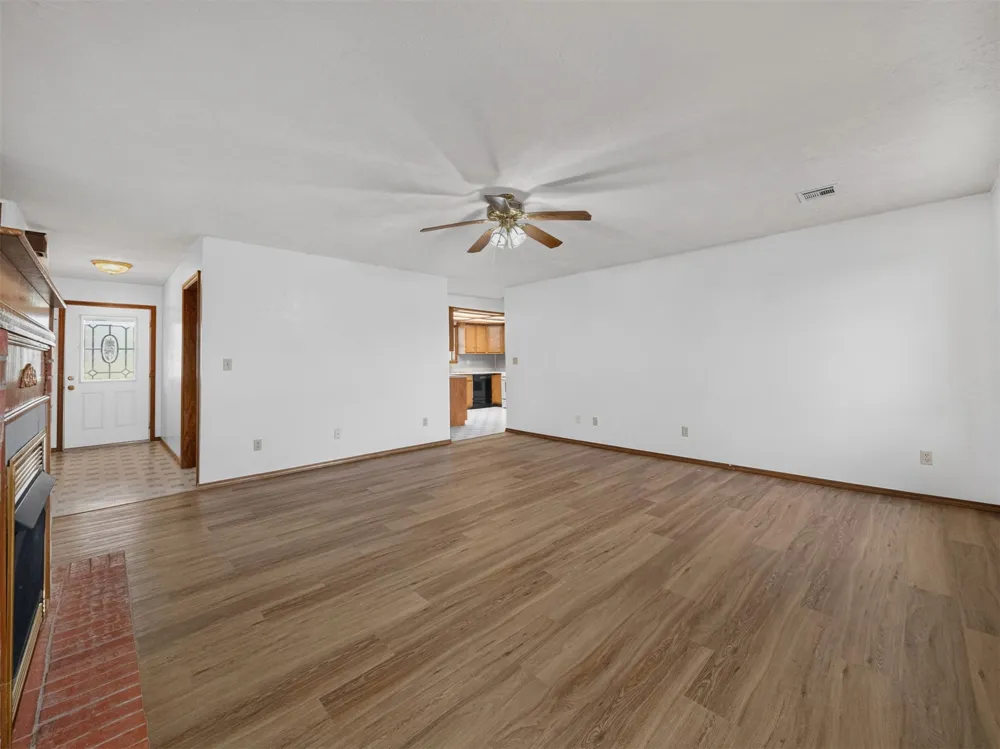 8611 100th Avenue W Skiatook, OK 74070