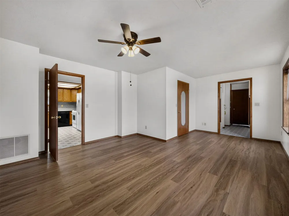 8611 100th Avenue W Skiatook, OK 74070