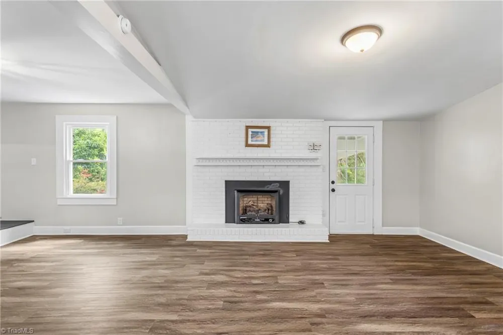 156 Payne Road Thomasville, NC 27360