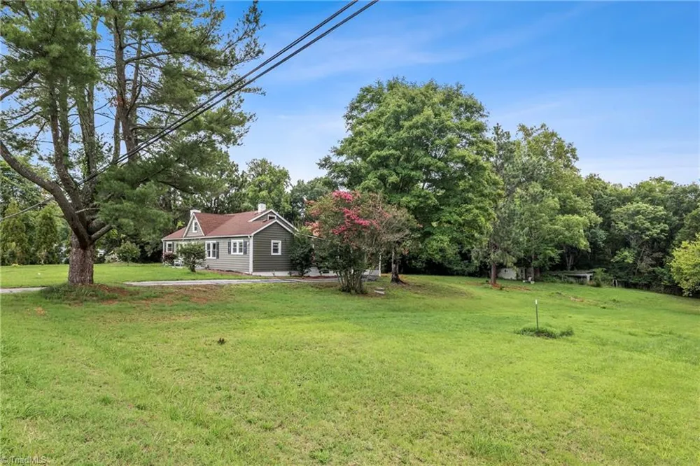 156 Payne Road Thomasville, NC 27360