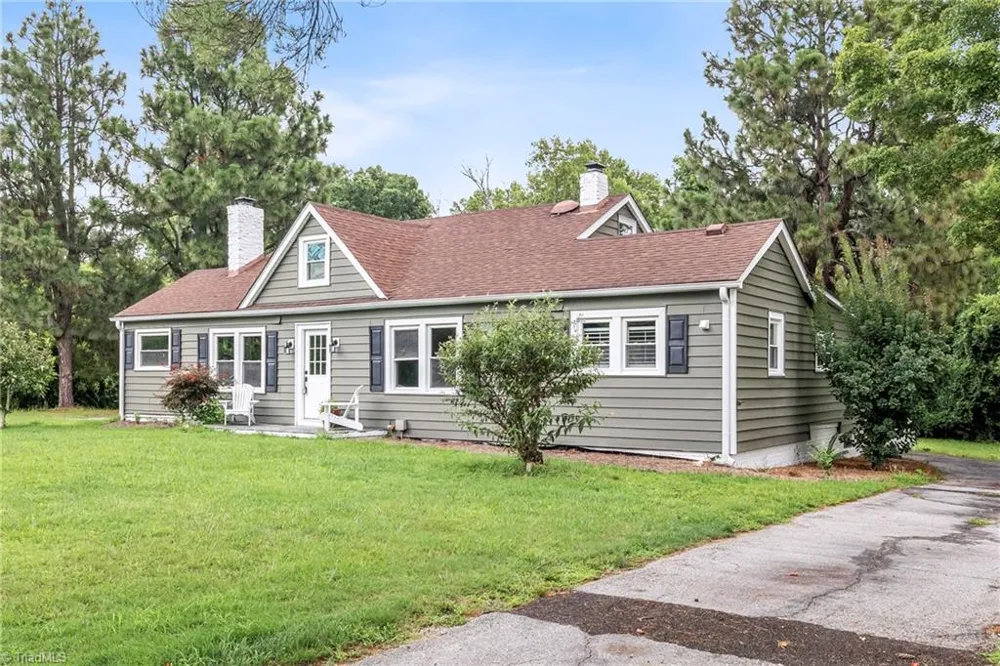 156 Payne Road Thomasville, NC 27360