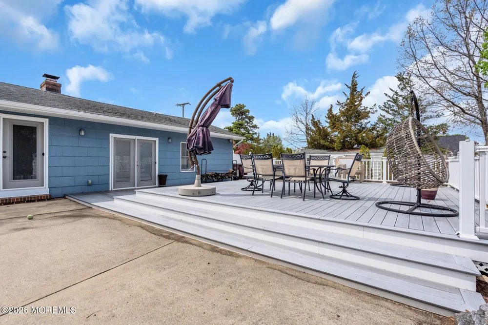 7 Glenwood Drive Bayville, NJ 08721