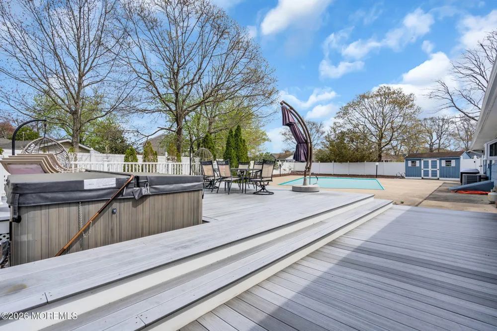 7 Glenwood Drive Bayville, NJ 08721