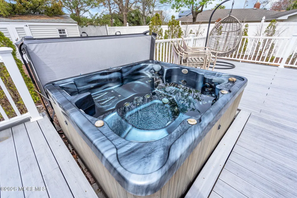 7 Glenwood Drive Bayville, NJ 08721