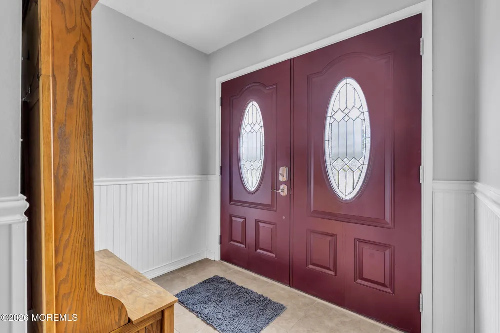 7 Glenwood Drive Bayville, NJ 08721