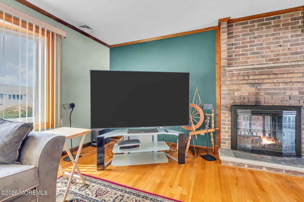7 Glenwood Drive Bayville, NJ 08721