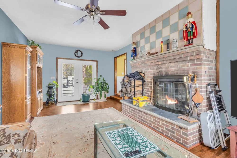 7 Glenwood Drive Bayville, NJ 08721
