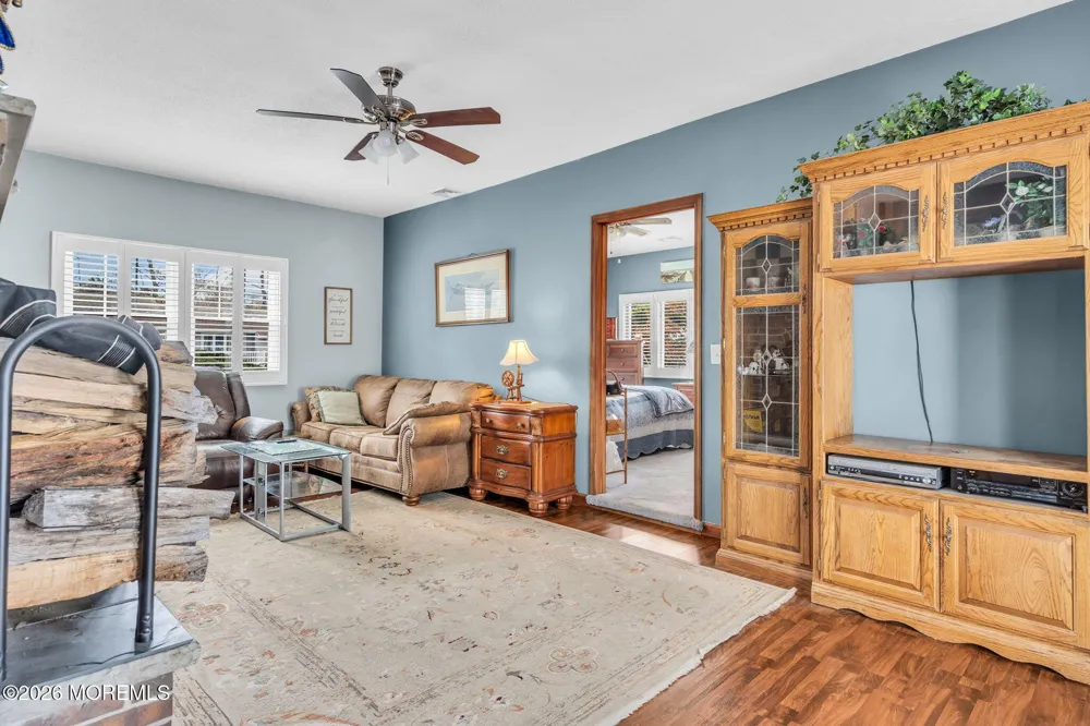7 Glenwood Drive Bayville, NJ 08721