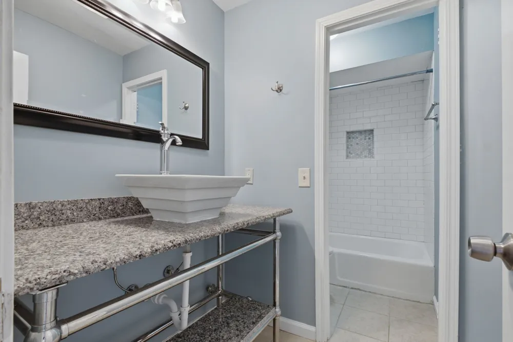200 Raintree Dr Hermitage, TN 37076