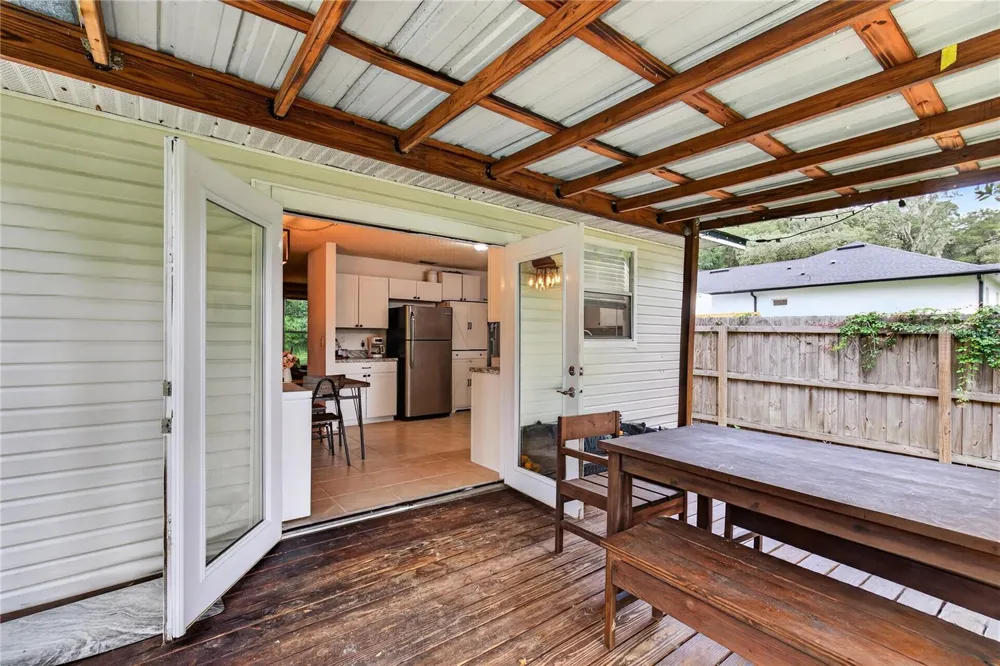 30832 RIDGEVIEW AVENUE Mount Plymouth, FL 32776