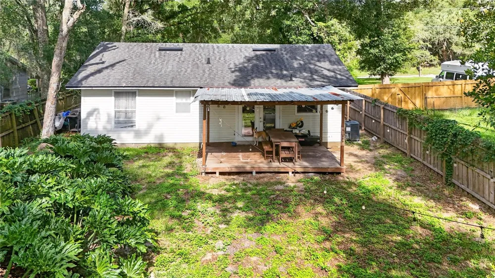 30832 RIDGEVIEW AVENUE Mount Plymouth, FL 32776
