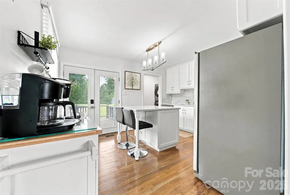 129 33rd Street NW Hickory, NC 28601