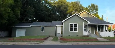 606 Sanford Street