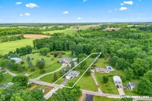 147 Lukesport Drive Quincy, MI 49082