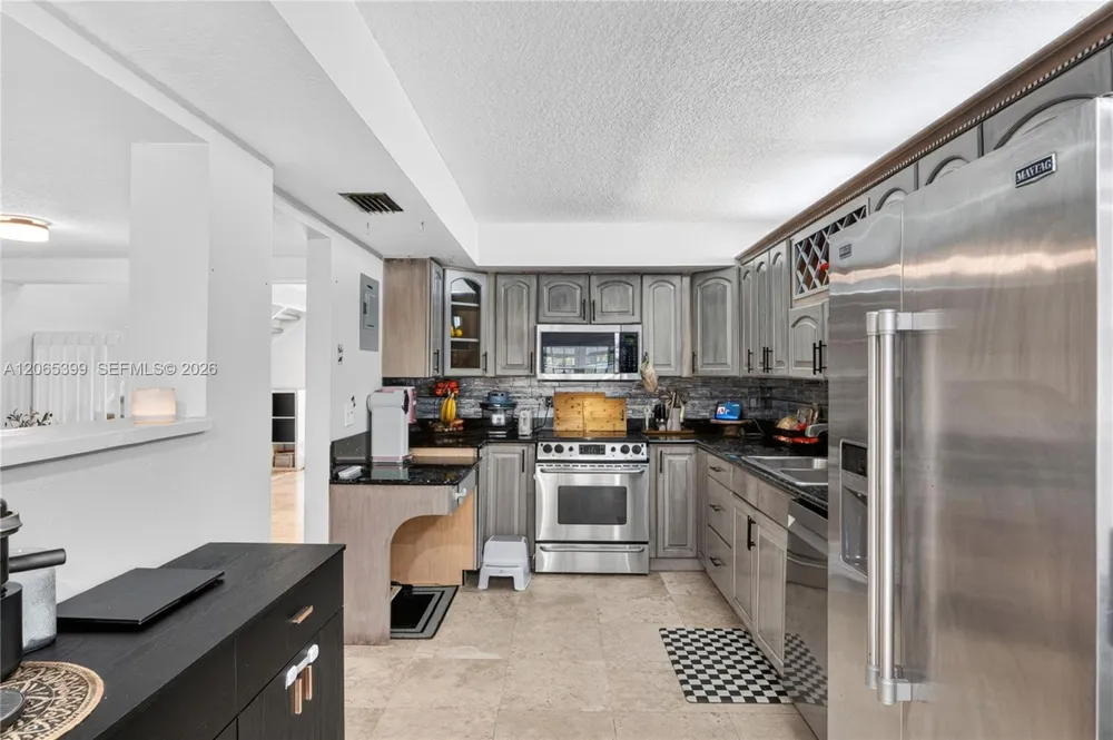 8703 Cleary Blvd Plantation, FL 33324